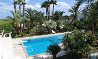 1 Notte in Agriturismo a Floridia
